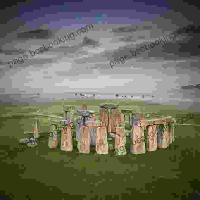 Stonehenge, An Ancient Stone Circle In England, Shrouded In Mystery And Attracting Visitors From Around The World. EGYPT GUIDEBOOK Volume 2 : A Traveller S Guide To The Land Of History And Mystery